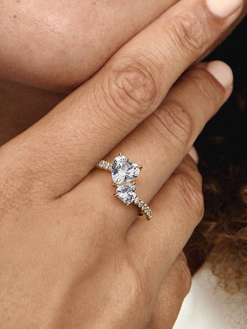 Anillo corazón doble brillante