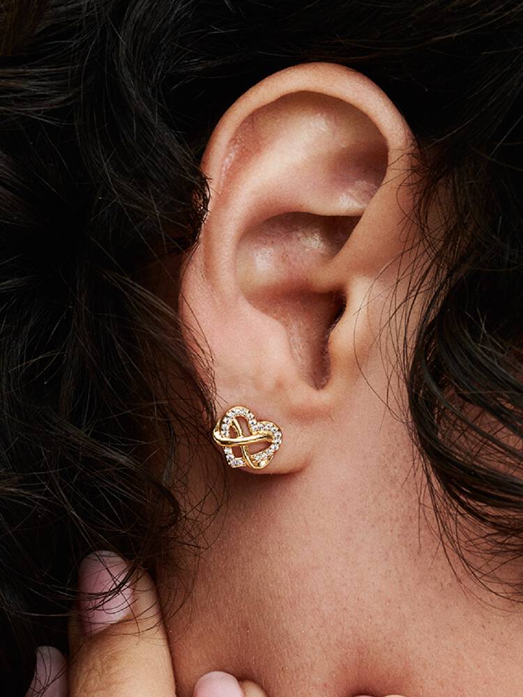 Pendientes de Botón Corazón Infinito Brillante